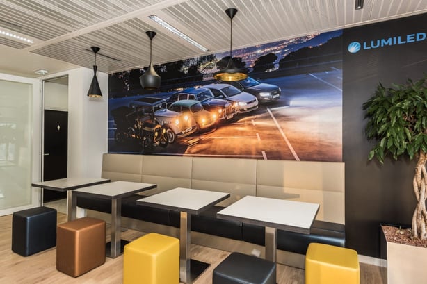 aménagement - bureau- entreprise - architecture - architecte - cafétéria-Cléram- Lumileds - Philips - Suresnes - Paris - France